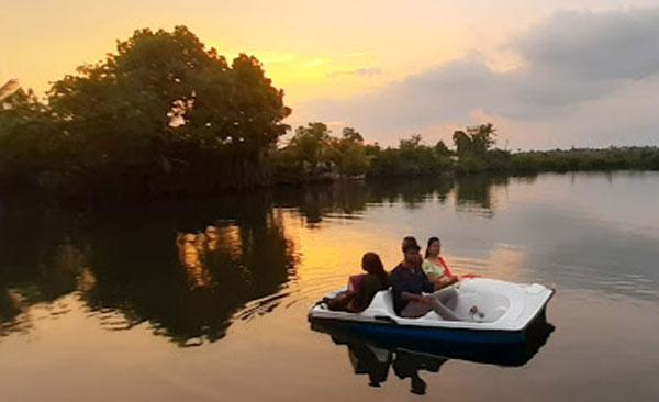 pedal boating - one of the best water sport activity